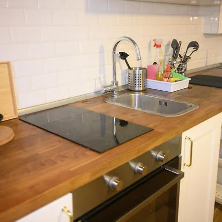 Nene House Roma-farfalla, In Comune Konukevi 4*
